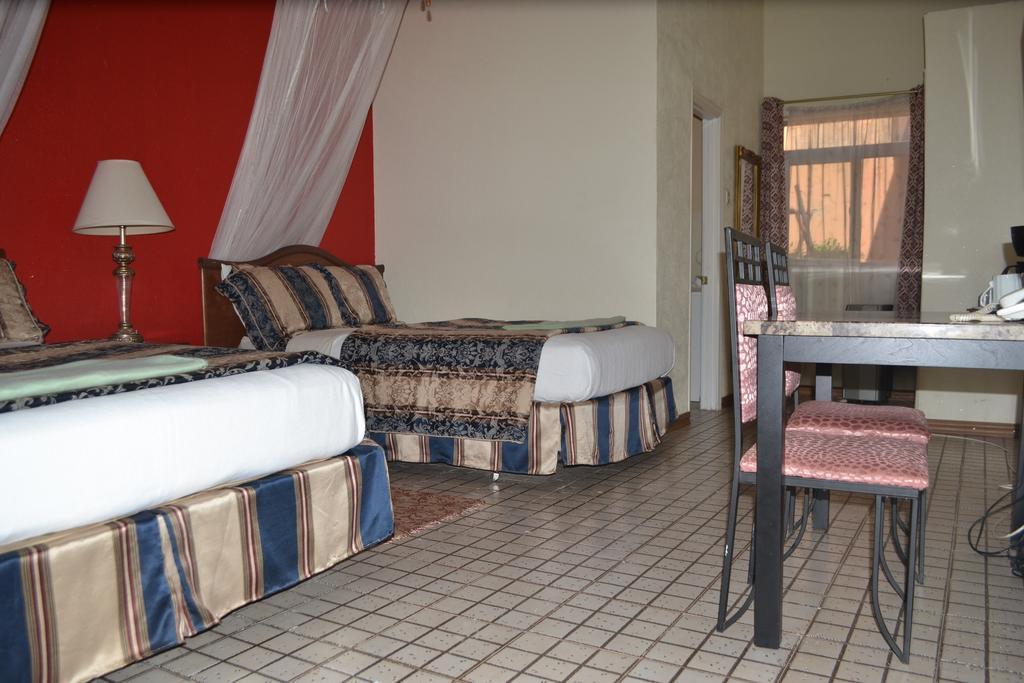 Executive Airport Hotel Entebbe Bilik gambar