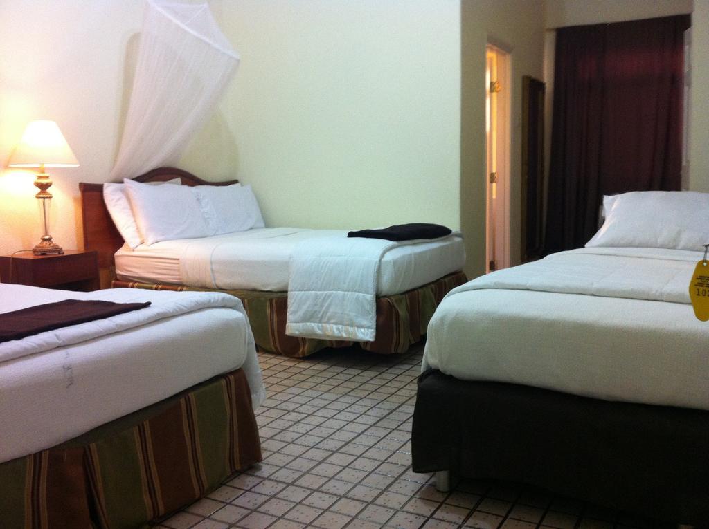 Executive Airport Hotel Entebbe Bilik gambar